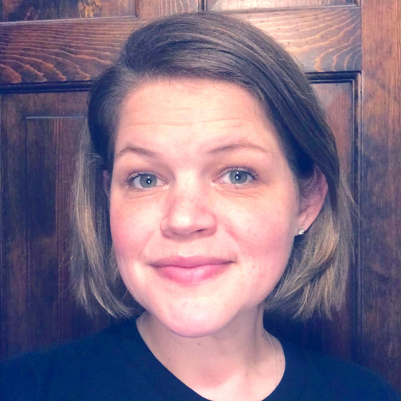 Meet your Posher, Aimee - Picture 1 of 4
